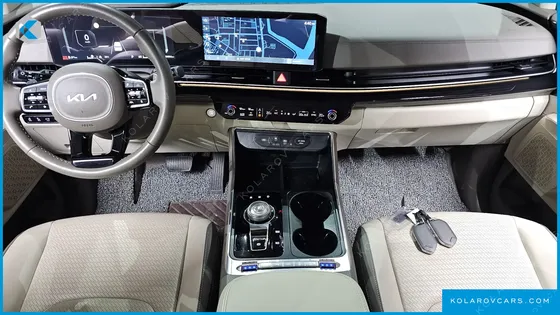 KIA CARNIVAL DIESEL 9-SEATER SIGNATURE