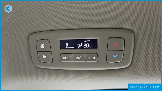 KIA CARNIVAL DIESEL 9-SEATER SIGNATURE