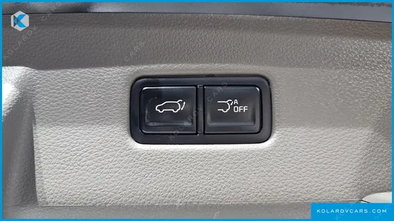 KIA CARNIVAL DIESEL 9-SEATER SIGNATURE