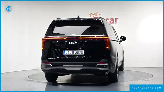 KIA CARNIVAL GASOLINE 9-SEATER NOBLESSE