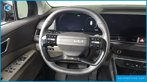 KIA CARNIVAL GASOLINE 9-SEATER NOBLESSE