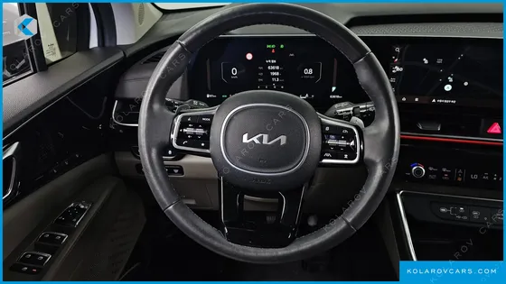 KIA CARNIVAL DIESEL 9-SEATER SIGNATURE