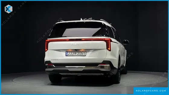 KIA CARNIVAL GASOLINE 9-SEATER NOBLESSE
