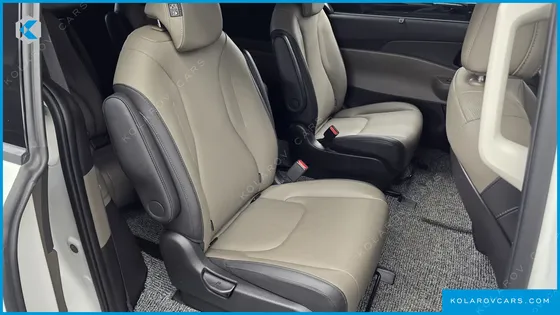 KIA CARNIVAL GASOLINE 9-SEATER NOBLESSE