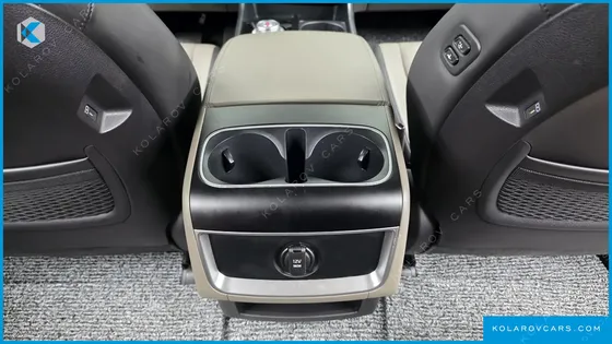 KIA CARNIVAL GASOLINE 9-SEATER NOBLESSE
