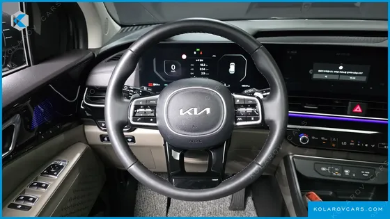 KIA CARNIVAL GASOLINE 7-SEATER SIGNATURE