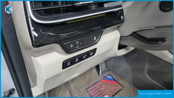 KIA CARNIVAL HEV 7SEATER GRAVITY