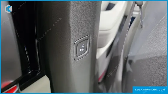 KIA CARNIVAL HEV 7SEATER GRAVITY