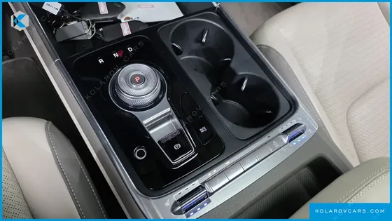 KIA CARNIVAL GASOLINE 7 SEATER X LINE