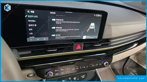 KIA CARNIVAL GASOLINE 7 SEATER X LINE