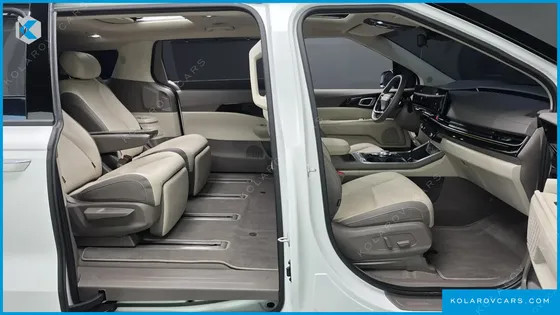 KIA CARNIVAL GASOLINE 7 SEATER X LINE