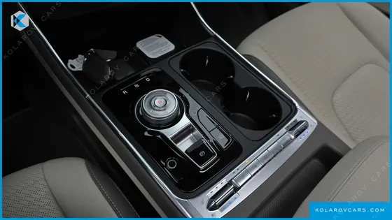 KIA CARNIVAL HEV 7-SEATER X LINE