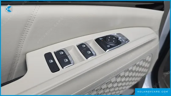 KIA CARNIVAL HEV 7-SEATER X LINE