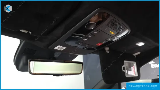KIA CARNIVAL HEV 9-SEATER HI-LIMOUSINE (SPECIAL VEHICLE)