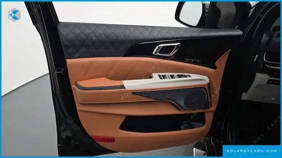 KIA CARNIVAL HEV 9-SEATER HI-LIMOUSINE (SPECIAL VEHICLE)