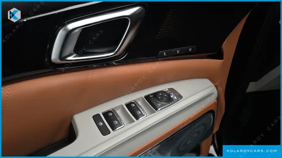 KIA CARNIVAL HEV 9-SEATER HI-LIMOUSINE (SPECIAL VEHICLE)