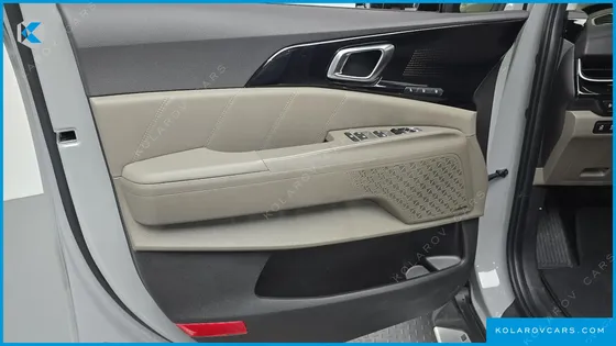 KIA CARNIVAL HEV 9SEATER GRAVITY