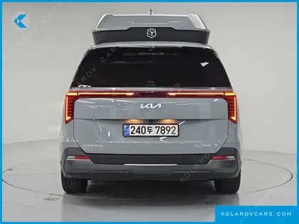 KIA CARNIVAL HEV 9-SEATER HI-LIMOUSINE (SPECIAL VEHICLE)