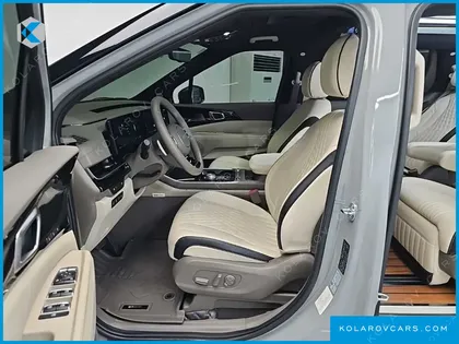 KIA CARNIVAL HEV 9-SEATER HI-LIMOUSINE (SPECIAL VEHICLE)