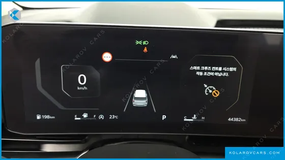 KIA CARNIVAL DIESEL 9-SEATER SIGNATURE