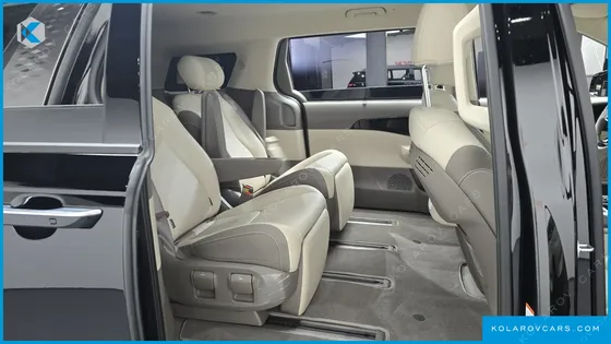 KIA CARNIVAL DIESEL 7-SEATER GRAVITY