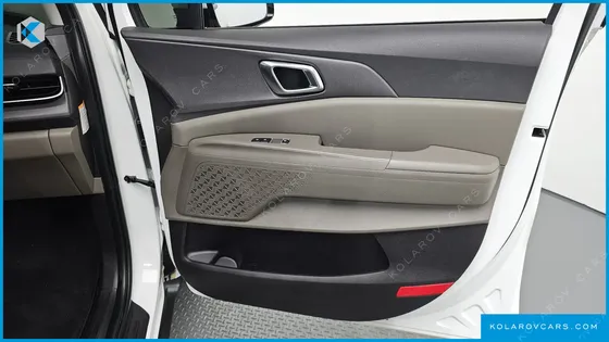 KIA CARNIVAL HEV 9SEATER NOBLESS