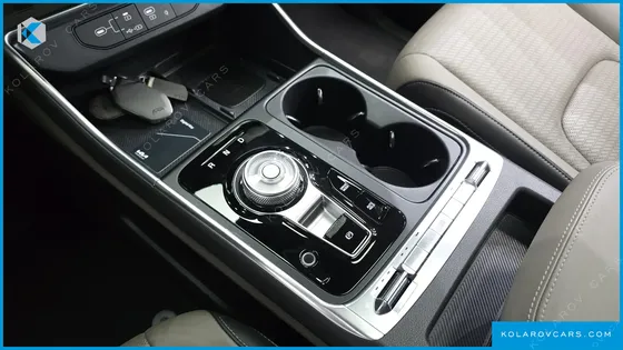 KIA CARNIVAL HEV 7SEATER GRAVITY