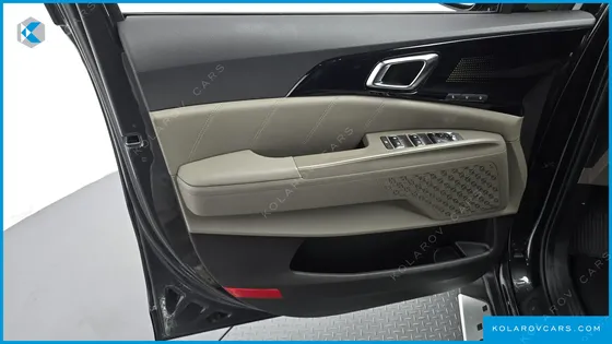 KIA CARNIVAL HEV 7SEATER GRAVITY