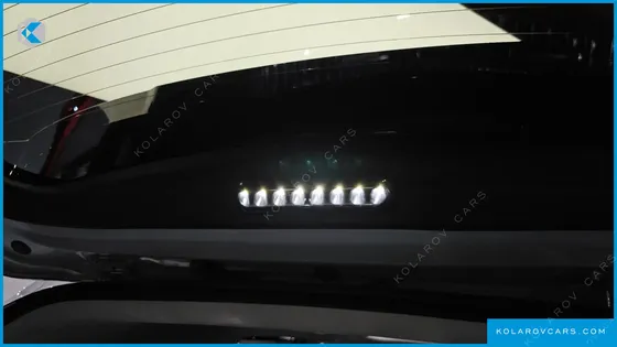 KIA CARNIVAL HEV 7SEATER GRAVITY