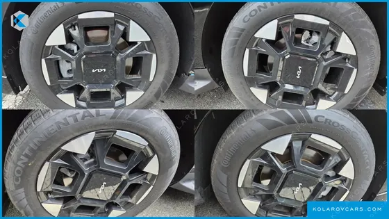 KIA CARNIVAL GASOLINE 9-SEATER HI LIMOUSINE