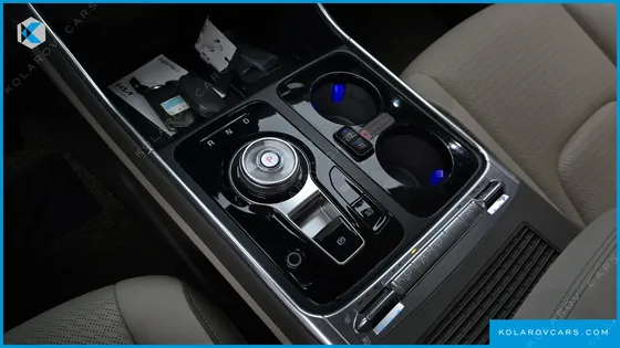 KIA CARNIVAL HEV 9-SEATER HI-LIMOUSINE
