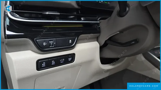 KIA CARNIVAL HEV 9-SEATER HI-LIMOUSINE
