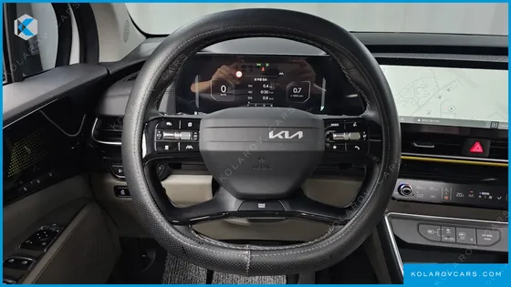KIA CARNIVAL DIESEL 9-SEATER GRAVITY
