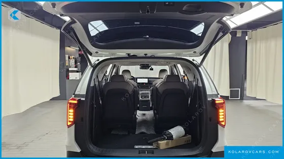 KIA CARNIVAL DIESEL 9-SEATER GRAVITY