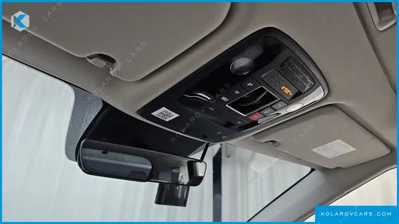 KIA CARNIVAL DIESEL 9-SEATER GRAVITY