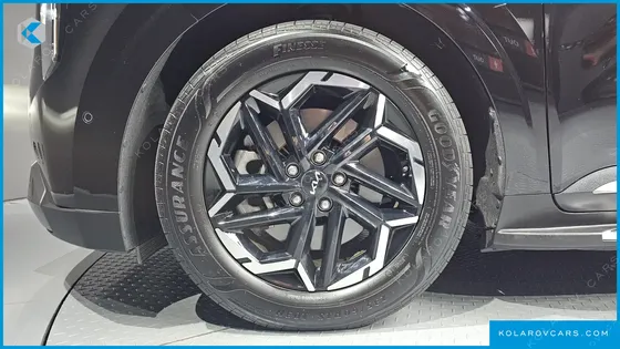 KIA CARNIVAL DIESEL 9-SEATER NOBLESSE