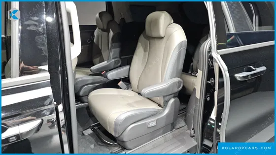 KIA CARNIVAL DIESEL 9-SEATER NOBLESSE