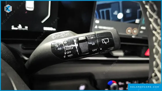 KIA CARNIVAL DIESEL 9-SEATER NOBLESSE
