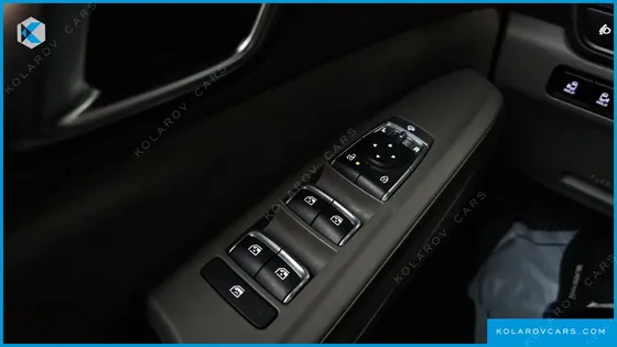 KIA CARNIVAL DIESEL 9-SEATER NOBLESSE