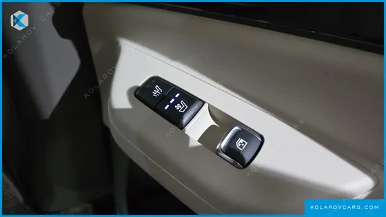KIA CARNIVAL HEV 7-SEATER HI LIMOUSINE
