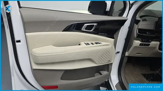 KIA CARNIVAL HEV 7-SEATER HI LIMOUSINE