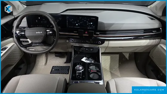 KIA CARNIVAL HEV 9-SEATER HI-LIMOUSINE