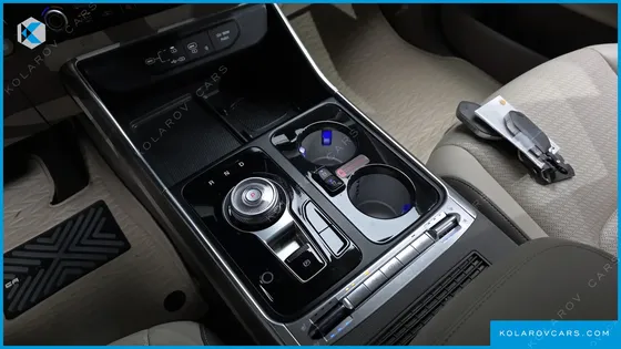 KIA CARNIVAL HEV 9-SEATER HI-LIMOUSINE