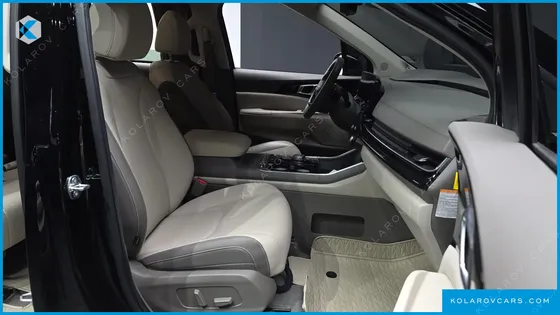 KIA CARNIVAL HEV 9-SEATER HI-LIMOUSINE