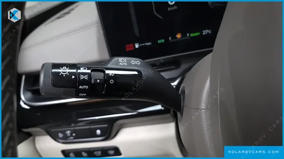 KIA CARNIVAL HEV 9-SEATER HI-LIMOUSINE