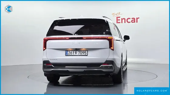 KIA CARNIVAL GASOLINE 7-SEATER NOBLESSE