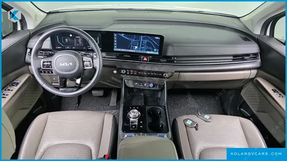 KIA CARNIVAL GASOLINE 7-SEATER NOBLESSE