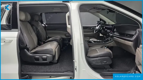 KIA CARNIVAL GASOLINE 7-SEATER NOBLESSE