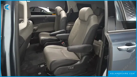 KIA CARNIVAL HEV 9SEATER NOBLESS