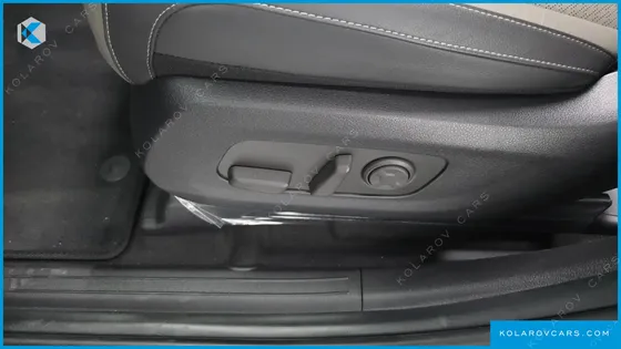 KIA CARNIVAL HEV 9SEATER NOBLESS